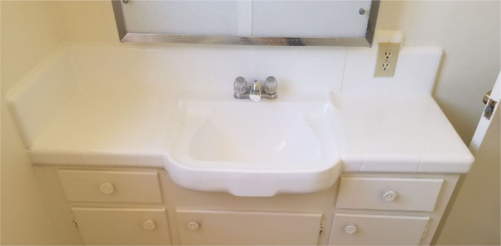 bathtub reglazing near me